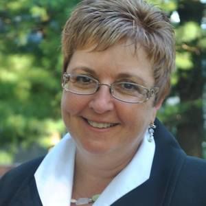 Meet your Posher, Nina